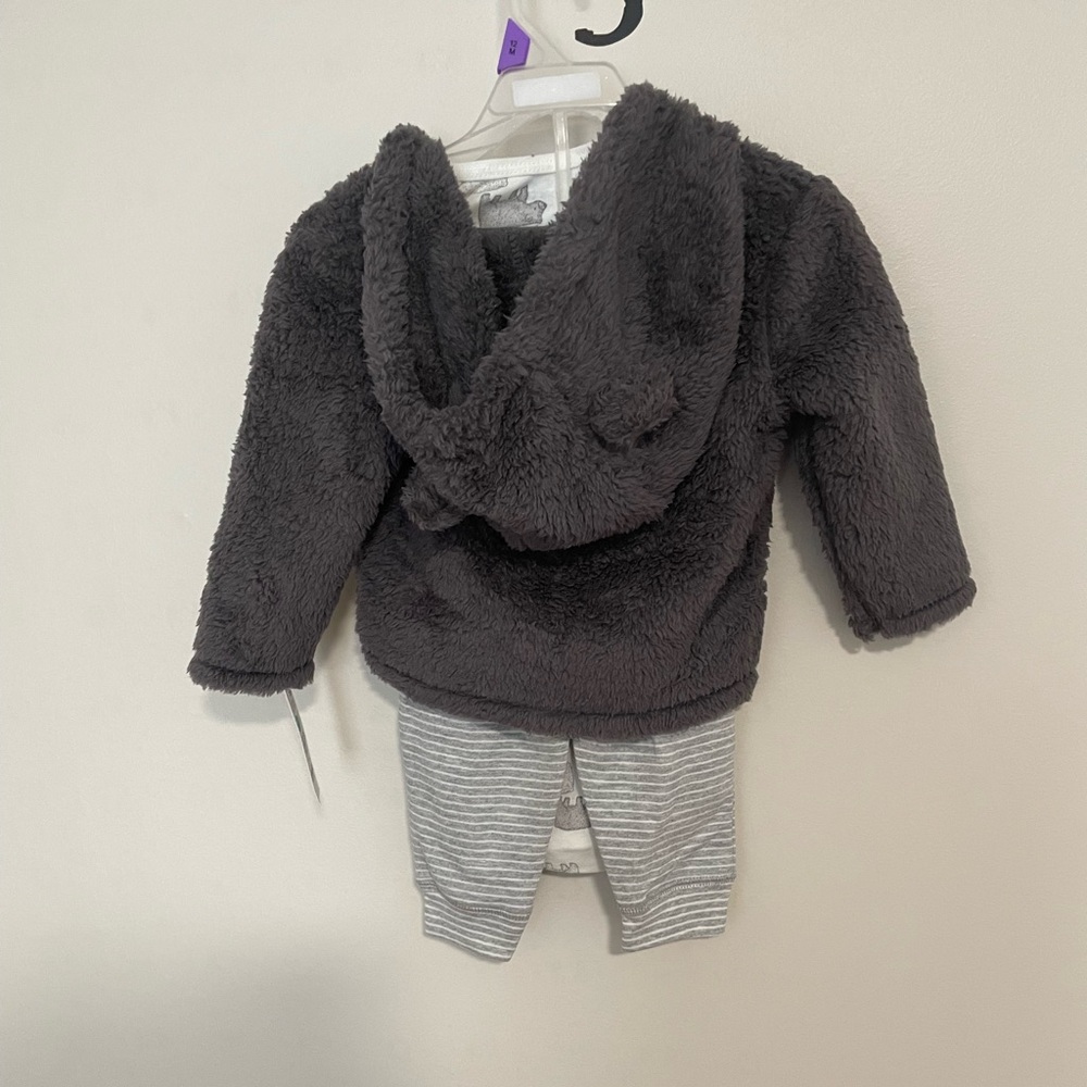 NWT Child of Mine by Carters Sweatshirt outfit - Picture 4 of 4